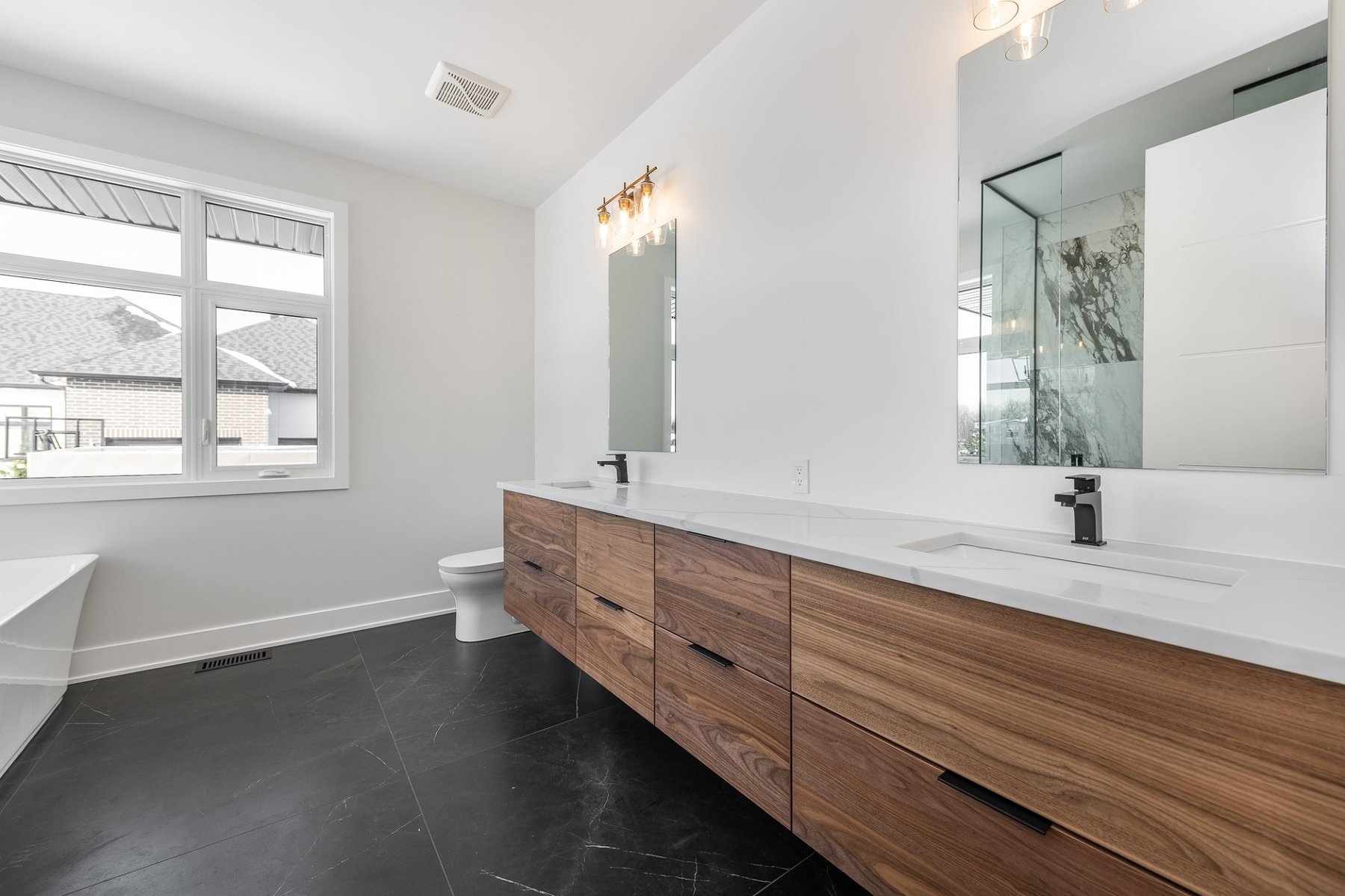 Horizontal vs. Vertical Wood Grain